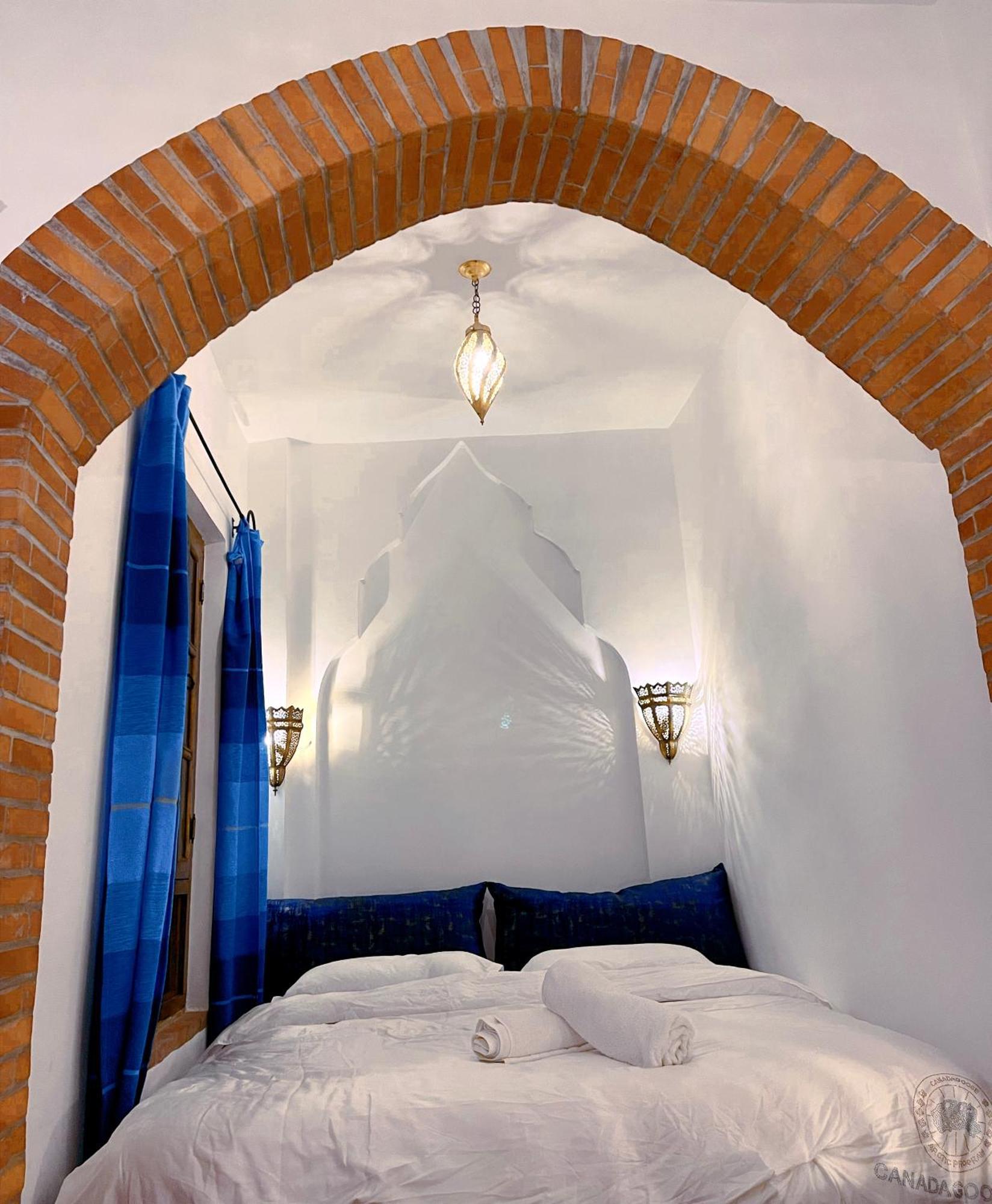 Отель Riad Bab Mahruk Шефшауэн Экстерьер фото